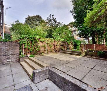 5 bedroom townhouse to rent - Photo 2