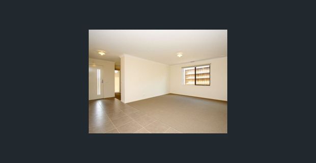 Spacious Family Home! - Photo 1