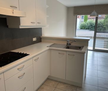 ruim instapklaar twee slaapkamer appartement met groot zongericht t... - Photo 1