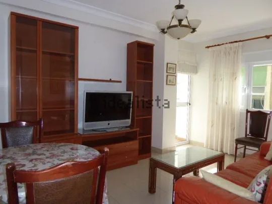 Alquiler de piso en Magistrado Salvador Barbera, 3 - Photo 1