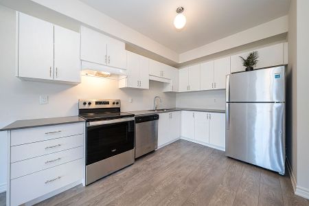 For Lease - 110 Grew Boulevard Unit# 407, Georgina, Ontario - Photo 5