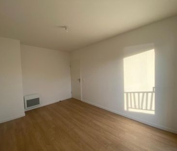 Location Appartement 2 pièces 42m² TOURS 37200 - Photo 6