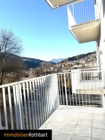 Neu sanierte, modernisierte 2-Zimmer-Wohnung mit Balkon - Photo 4