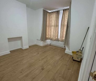 Room in a Shared House, Thorngrove Road, E13 - Photo 1