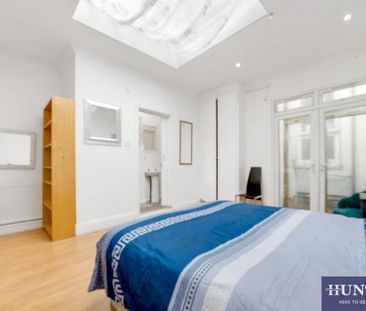 3 bedroom mews to rent - Photo 4