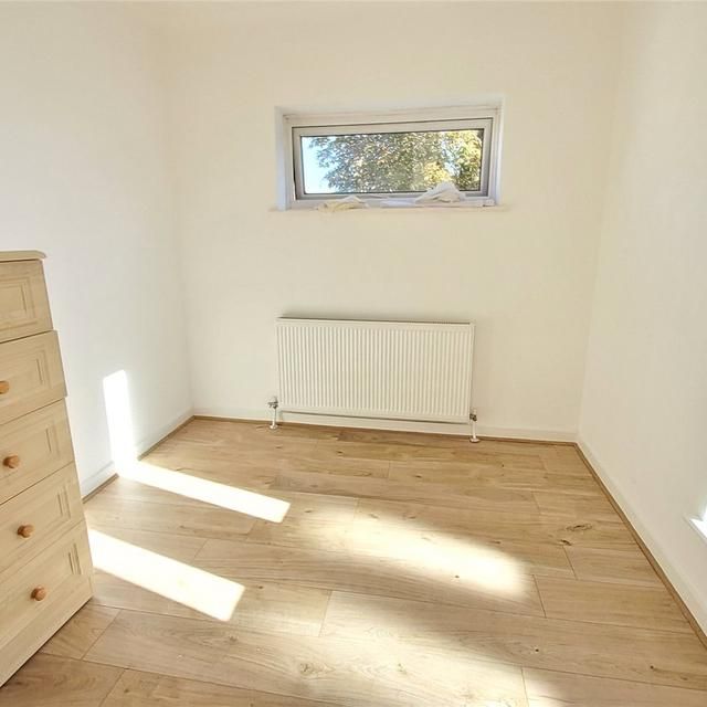 3 bedroom apartment to rent - Photo 1