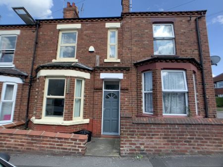 Siward Street, Hull Road - P2088 - Photo 3