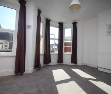 2 Bedroom House - Terraced - Photo 6