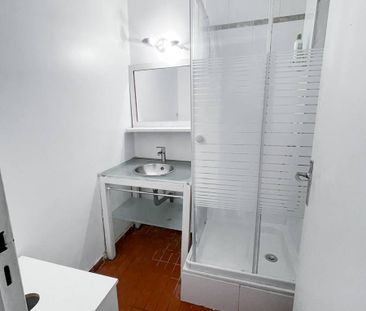Logement à Paris, Location meublée - Photo 5