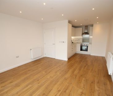 1 bedroom Apartment to let - Photo 4