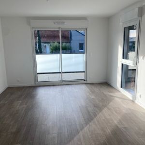 Appartement à louer 2 pièces - 45 m² - Photo 2