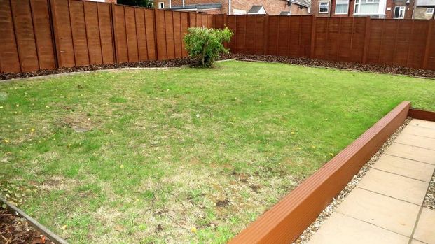 4 bedroom detached house to rent - Photo 1