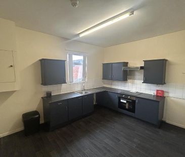 2, 177a Cliftonpark Avenue, Belfast, BT14 6DT - Photo 3