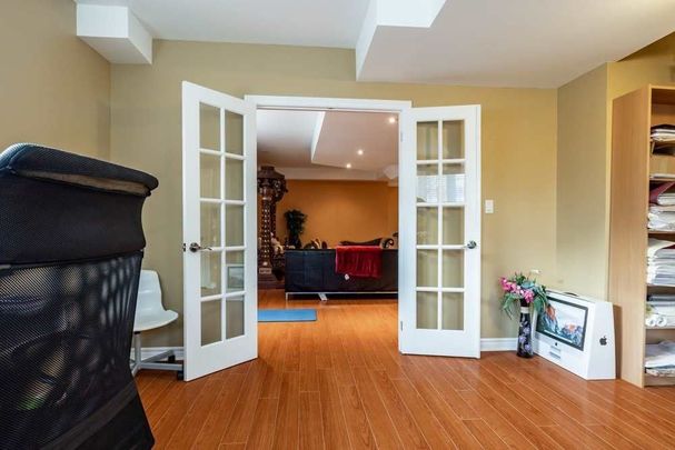 For Lease - 2 Tarmack Drive, Richmond Hill, Ontario - Photo 1