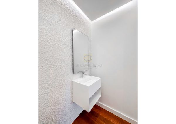 Apartamento T4 em Porto