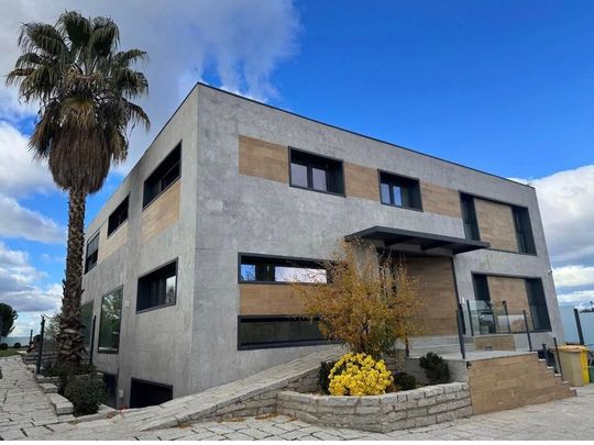 Alquiler de casa o chalet independiente en La Moraleja urbanización - Photo 1