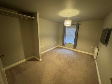 2 bedroom flat to rent - Photo 5