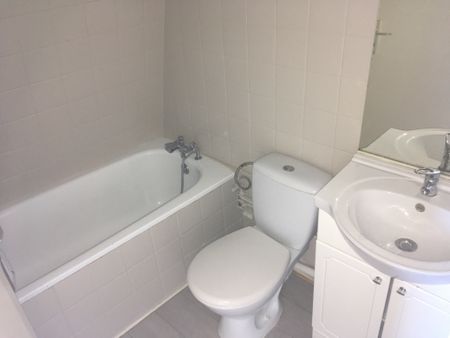 Location Appartement 2 pièces 42m² SELESTAT 67600 - Photo 2