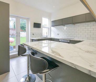 2 bedroom flat to rent - Photo 6