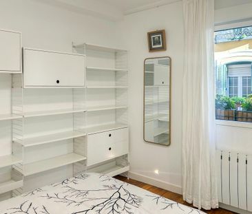 Estudio de alquiler en Universidad - Malasaña - Photo 2