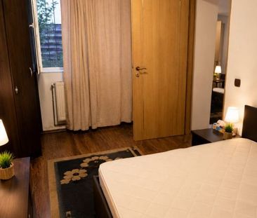 Apartament cu 3 camere, vis-a-vis de UMF - Photo 5