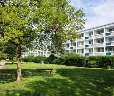 Schöner Wohnen beginnt hier - Schicke 3-Zimmer-Wohnung mit Balkon - Photo 3