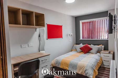 8 bedroom house to rent - Photo 2