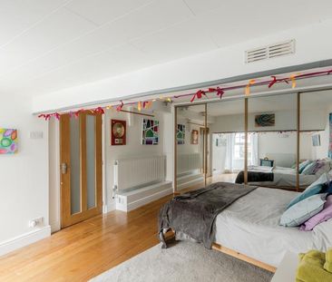 3 bedroom terraced house to rent - Photo 4