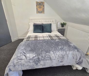 1 bedroom in a house share to rent - Photo 6