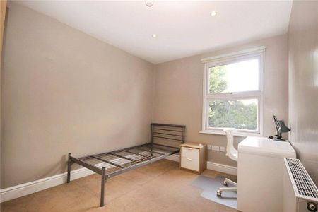 5 bedroom semi-detached house to rent - Photo 5