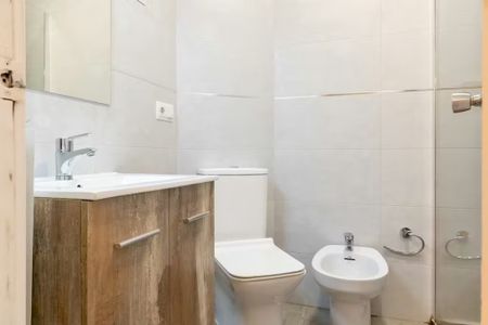 Calle de Ferraz, Madrid, Community of Madrid 28008 - Photo 4