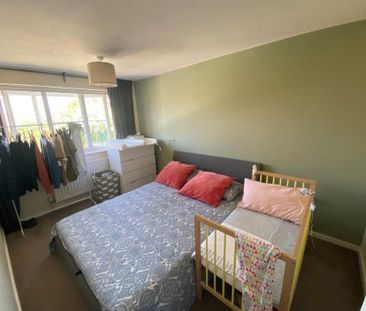 3 bedroom link detached house to rent - Photo 6