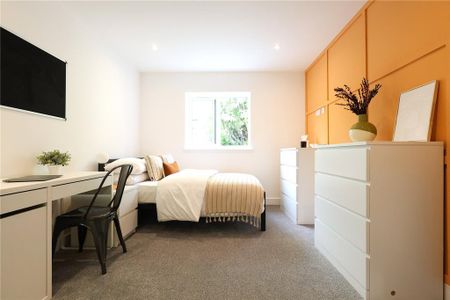 6 bedroom semi-detached house to rent - Photo 4