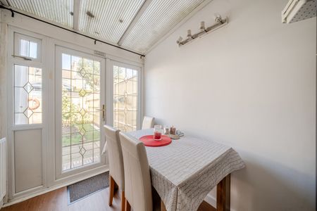 Dane Road, South Wimbledon, London, SW19 - Photo 2