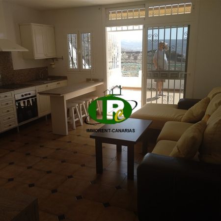 3 bedroom apartment on 1 level with sea view - Photo 3