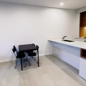 2 Finch Dr, Sydney - Photo 2