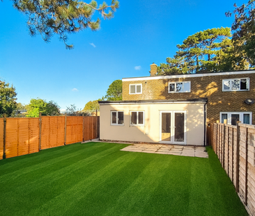 4 bedroom semi-detached house to rent - Photo 3