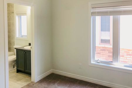 For Lease - 3849 Tufgar Crescent, Burlington, Ontario - Photo 2