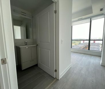 THE MACKENZIE: Keele St & Major Mackenzie Dr W (120 Eagle Rock Way)... - Photo 6