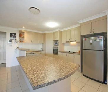 5 Amber Close, Mango Hill QLD 4509 - Photo 3