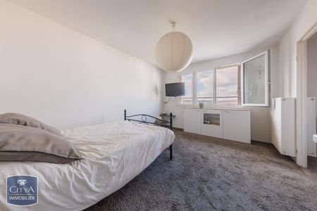 Location Appartement 1 pièce 30m² CLERMONT FERRAND 63100 - Photo 3