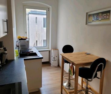 Untermiete Berlin (Jan-Juli): 2 Zimmer-Wohnung - Foto 1