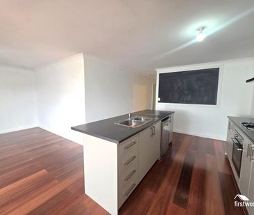 Low maintenance home available!! - Photo 5