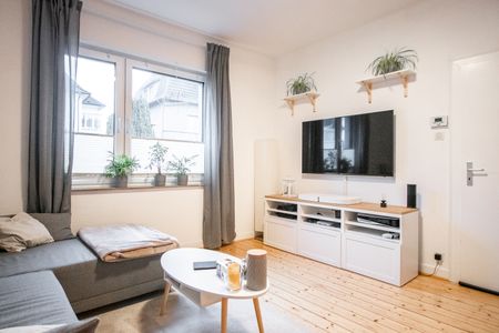 Schicke 3,5 Zimmer Altbauwohnung mit Garten im Erdgeschoss in guter Lage von Bielefeld Schildesche - Photo 2