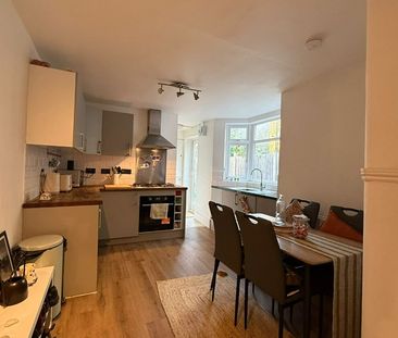 1 Bed Flat, Selkirk Road, SW17 - Photo 6