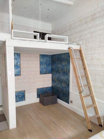 Location Appartement 2 pièces 48m² BAGNERES DE BIGORRE 65200 - Photo 4