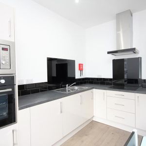 1 bedroom apartment to rent - Photo 2