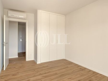 3 room luxury Apartment for rent in Barreiro, Distrito de Setúbal - Photo 2