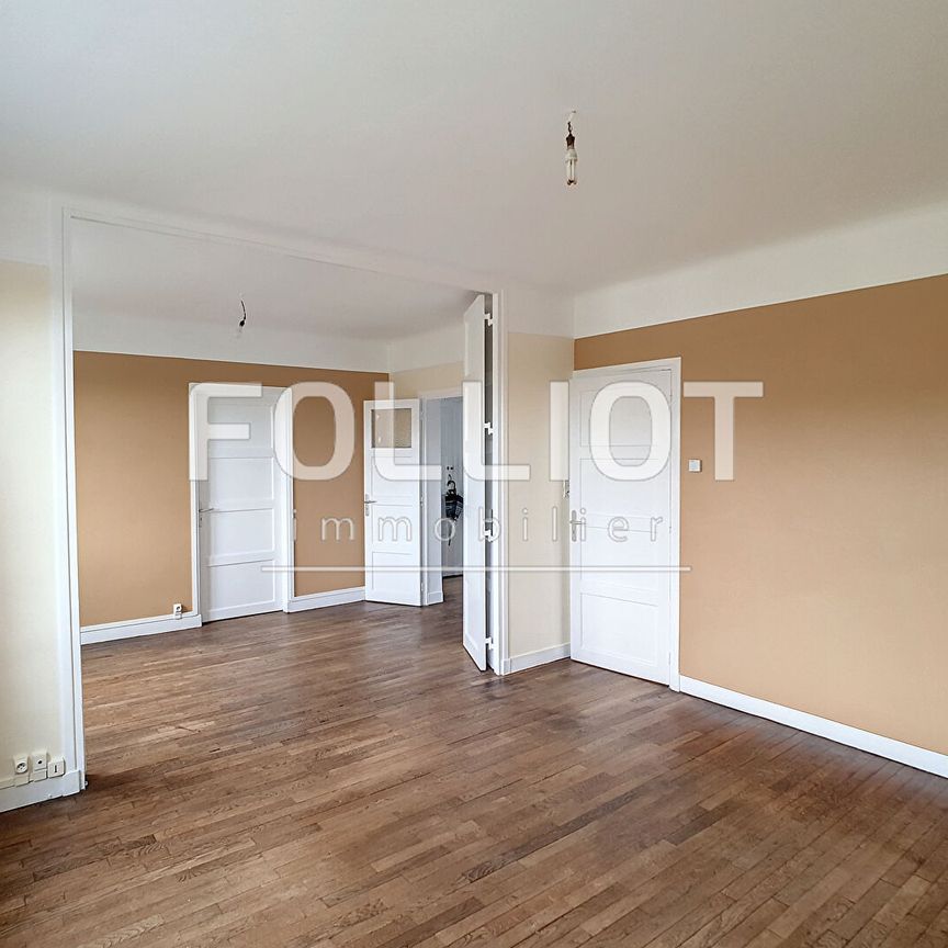 A LOUER - Proche centre ville de VIRE - Beau T2 de 61 m² - Photo 1