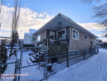 BSMT 10668 96 St Northwest - Photo 2